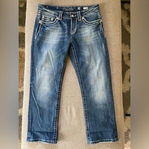 Miss Me Easy fit capri size 28
